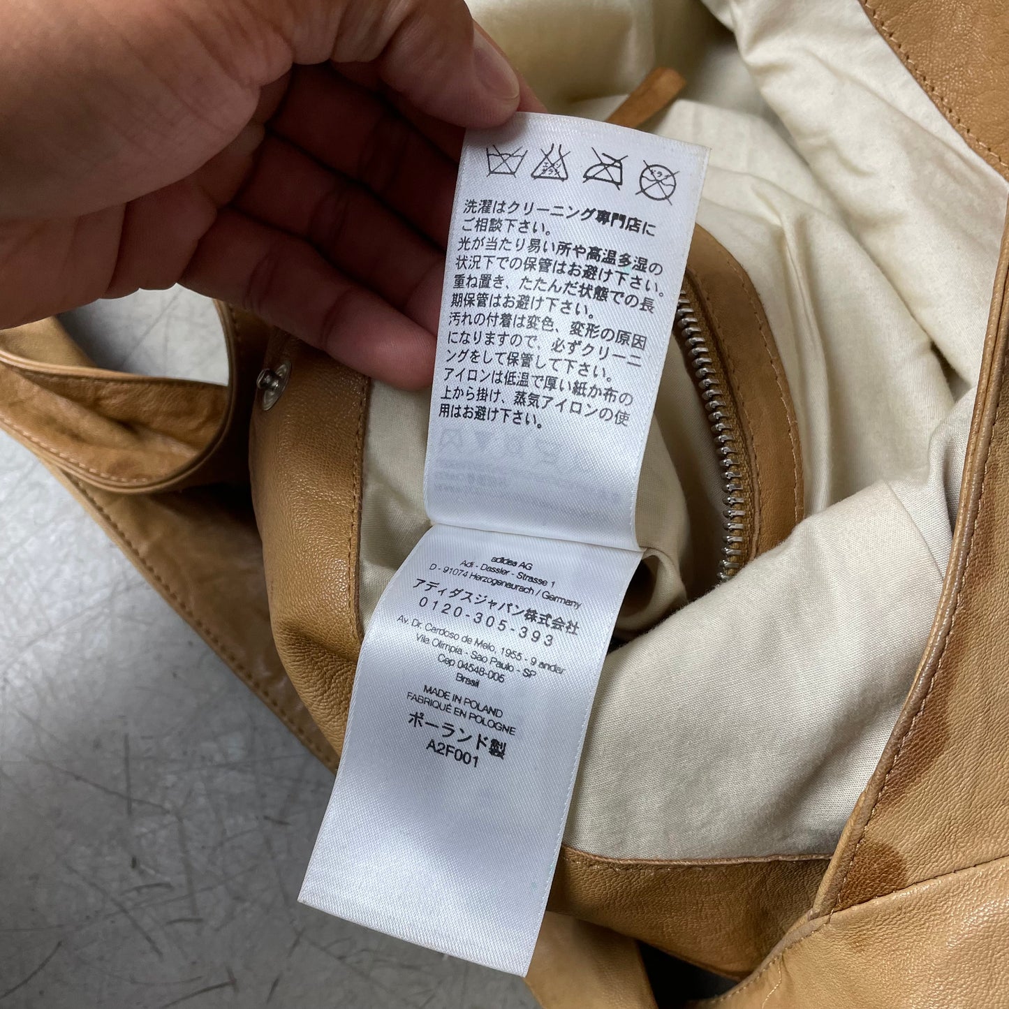 Y3 x Adidas Leather Sling Bag Ledertasche beige braun