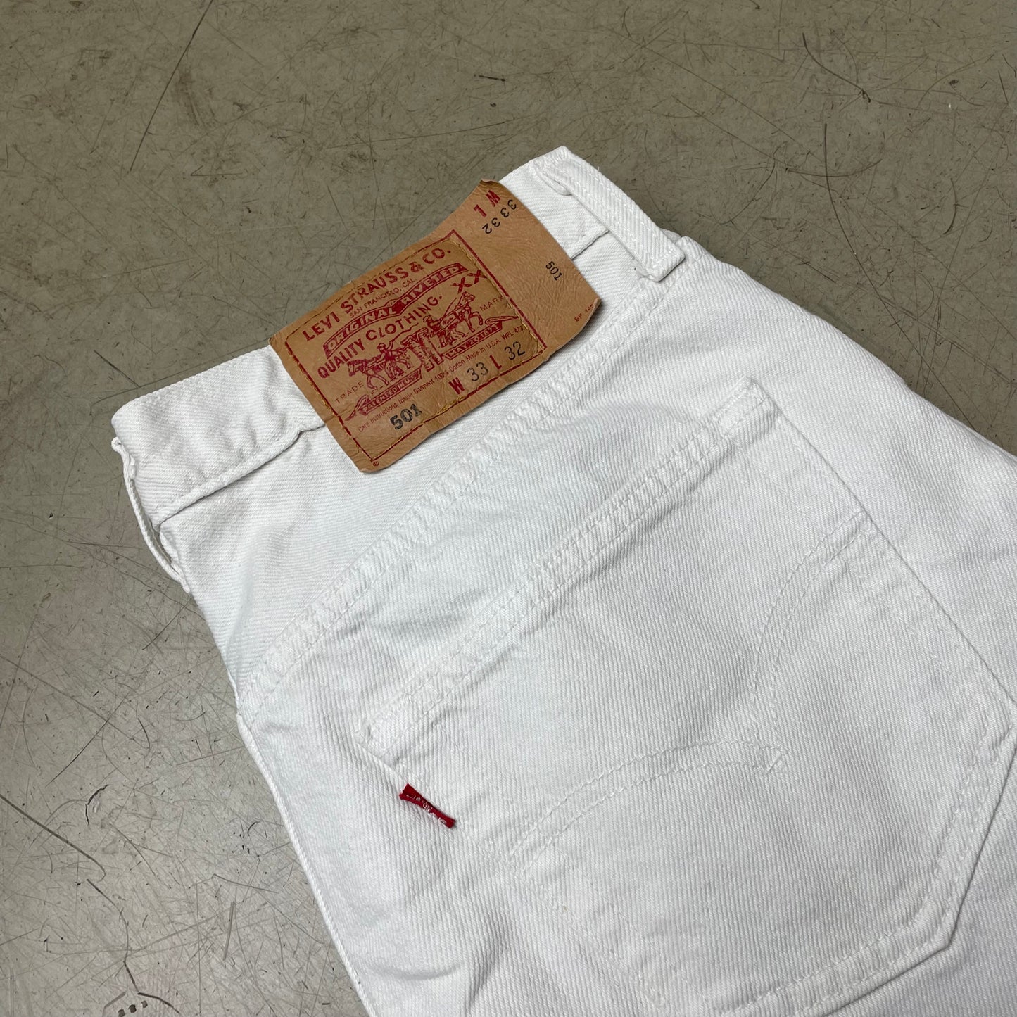(M) Wmn Levi’s 501 Jeanshose Denim weiß W33/L32