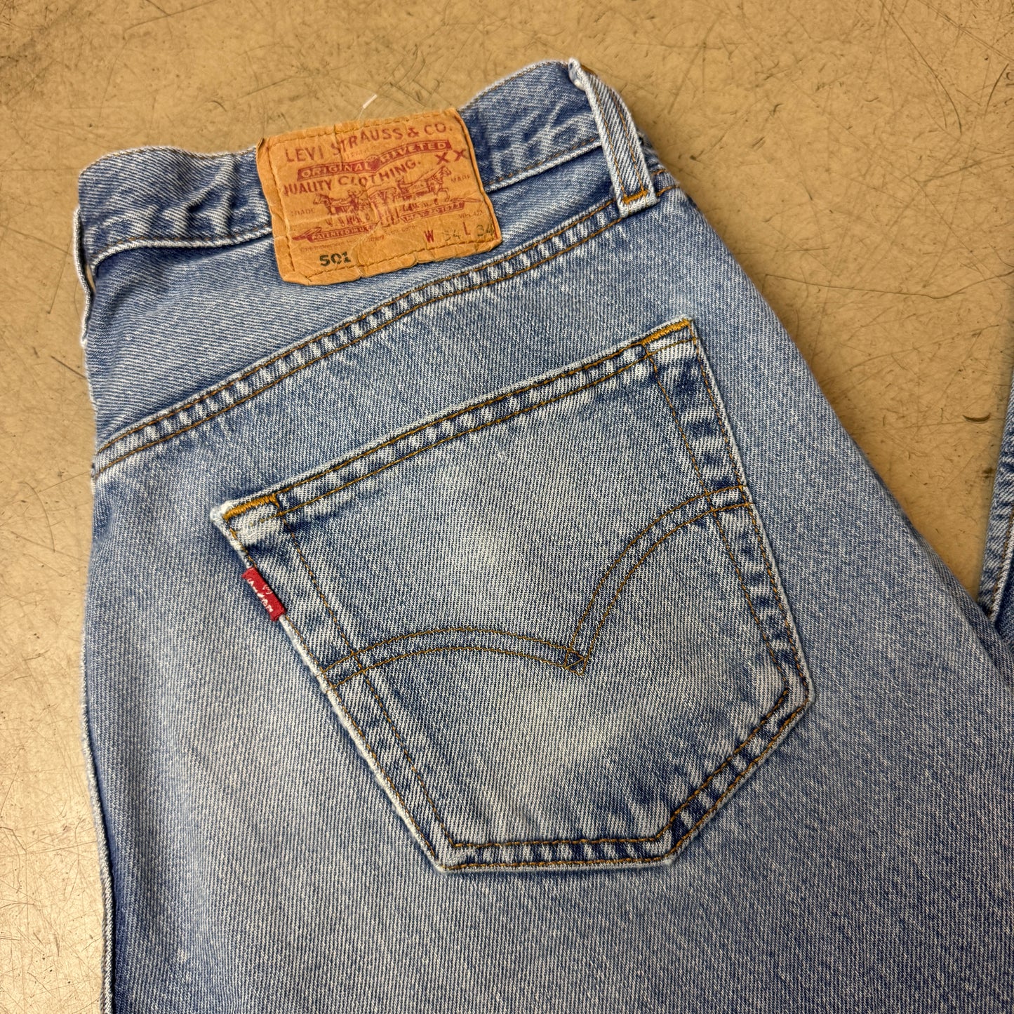 (L) Levi’s 501 Jeanshose hellblau W34/L34