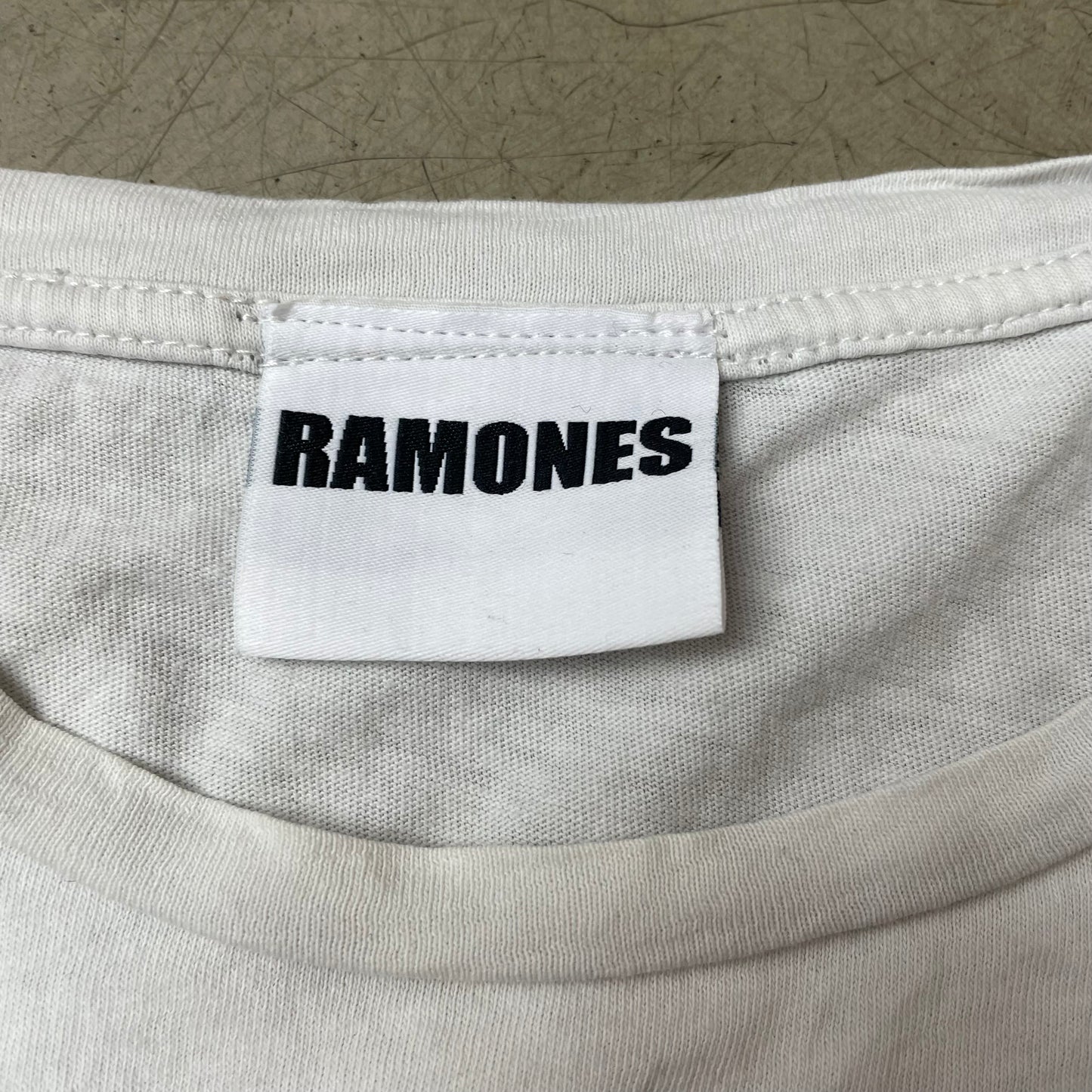 (M) Ramones Band Tshirt weiß schwarz