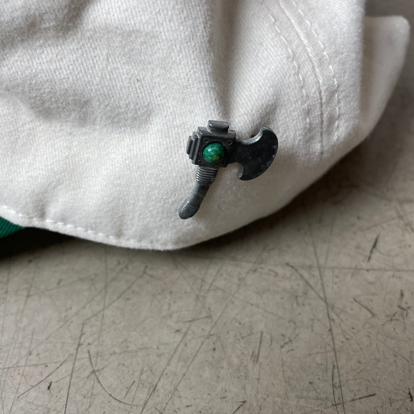 Antik Vintage Pin Canvas Cap dunkelgrün beige