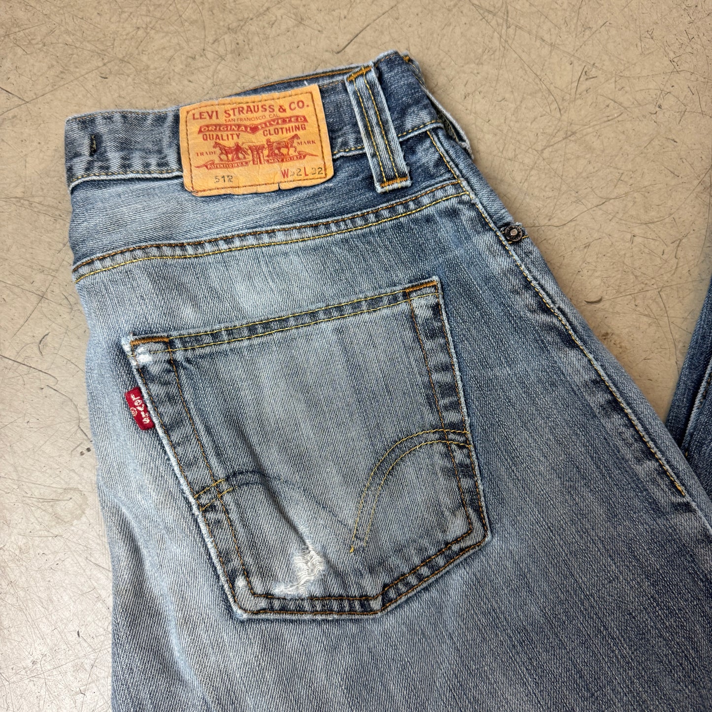 (M-L) Faded Levi‘s 512 Bootcut Jeanshose hellblau W32/L32