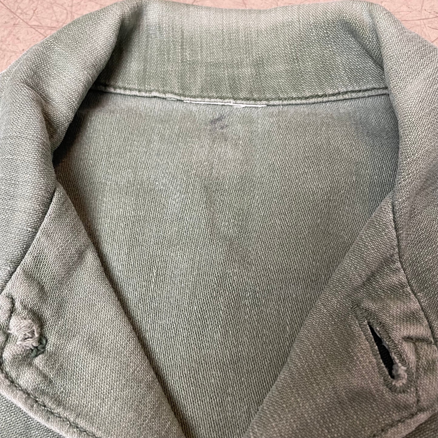 (S) 1970s OG107 Cotton Sateen Hemd US Army faded grün