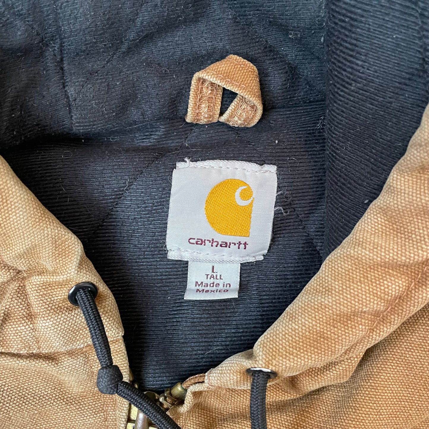 (L) Carhartt Active Hooded Jacket Braun Made in México Tall