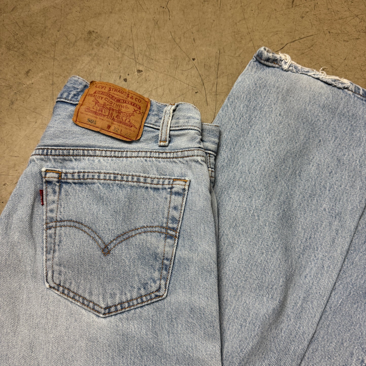 (S-M) Levi’s 501 Jeanshose W32/L32