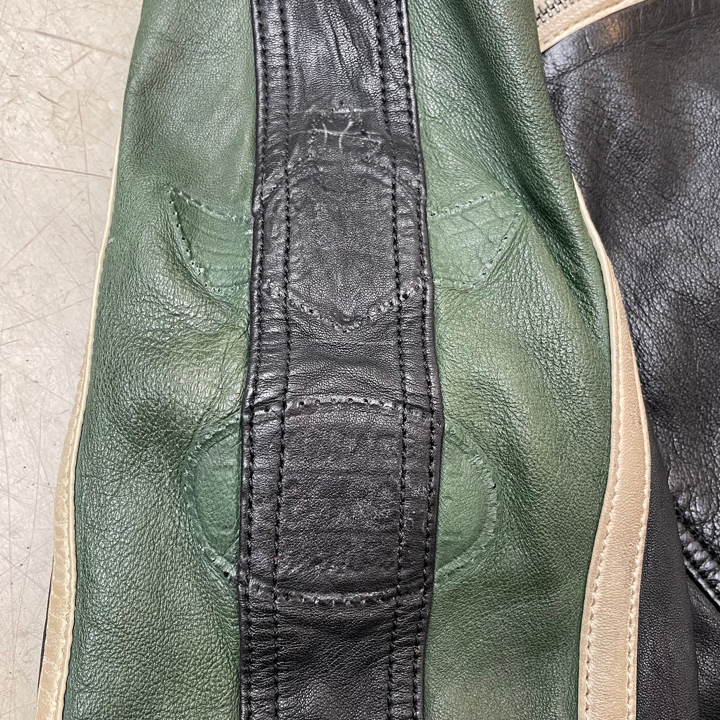 (L) Gipsy Racing Lederjacke grün schwarz