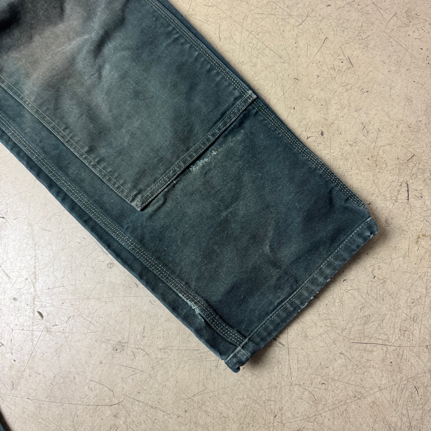 (XL) Vintage Faded Black Carhartt Double Knee Carpenter Pants W36/L34