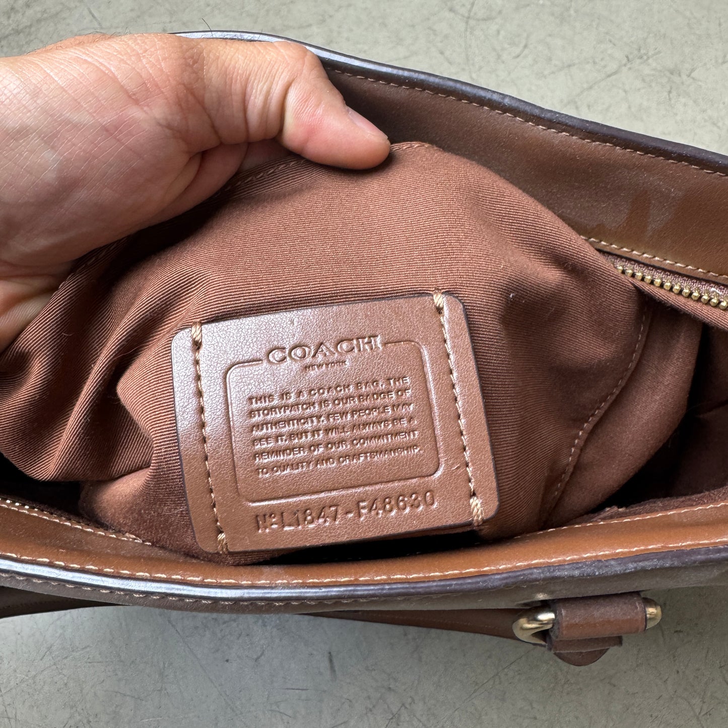 Coach Leder Handtasche Monogramm beige braun