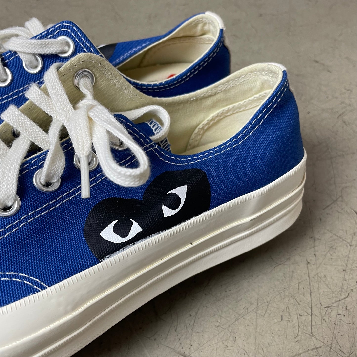 (EU 42,5) CDG Comme des Garcons Converse Chucks Low blau weiß US9