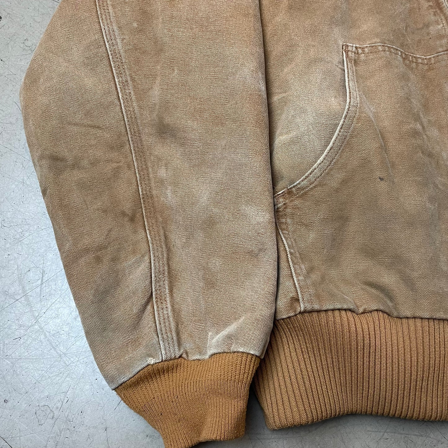 (L) Carhartt Active Hooded Jacket Braun Made in México Tall