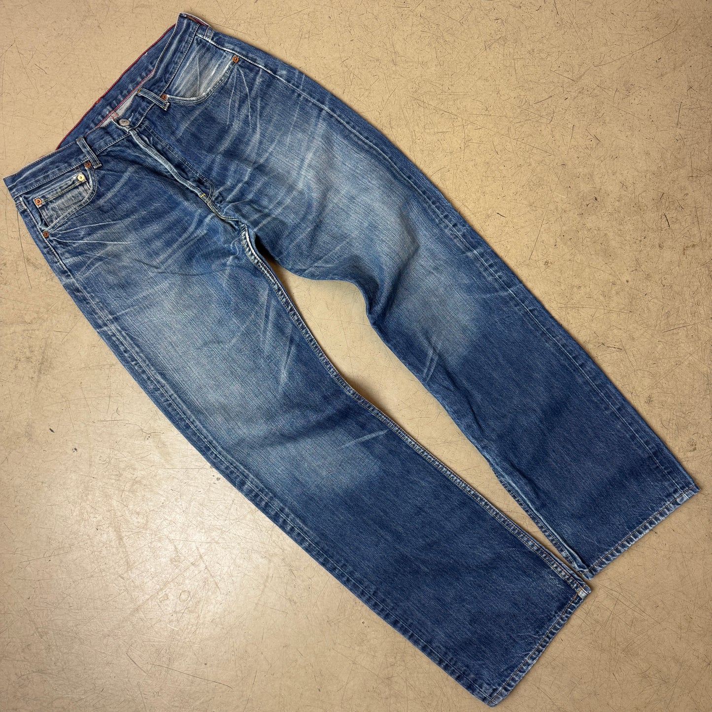 (L) Faded Levi’s 501 Jeanshose blau W34/L34