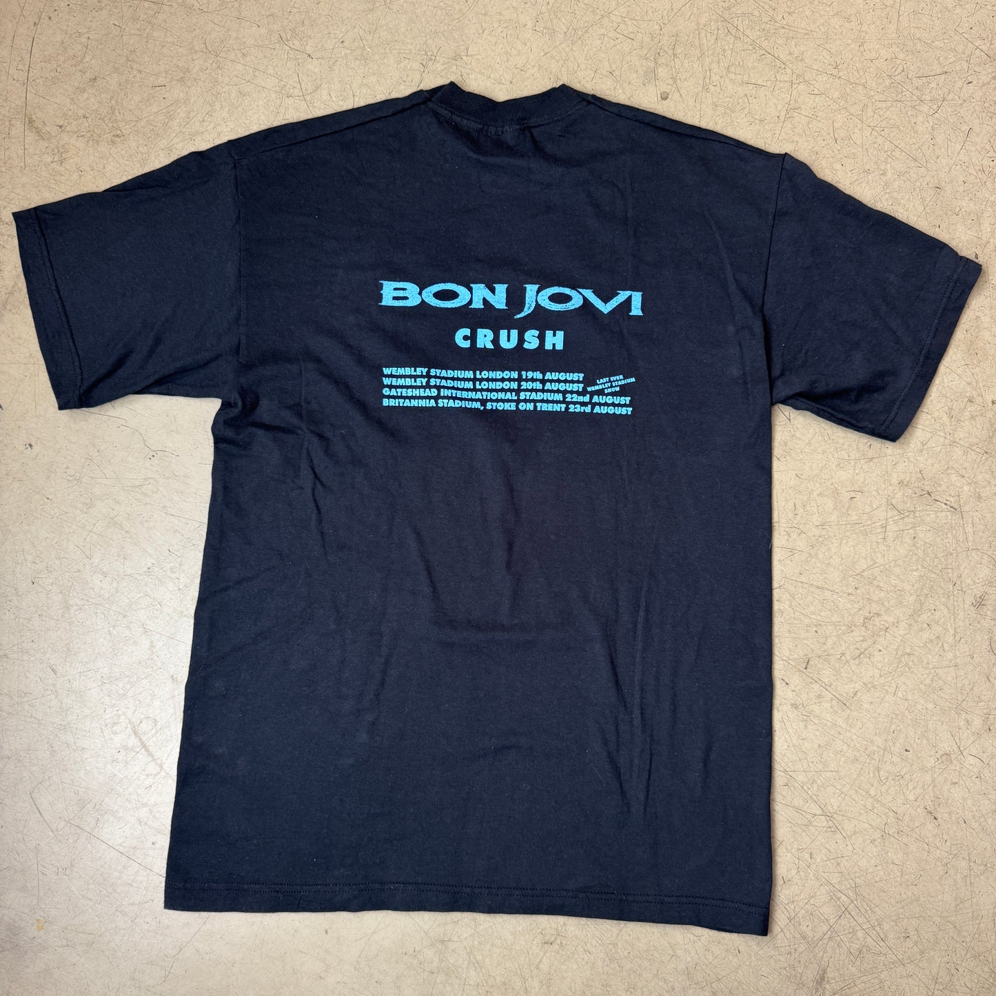 (L) Vintage Bon Jovi Crush Tour T-Shirt Faded black