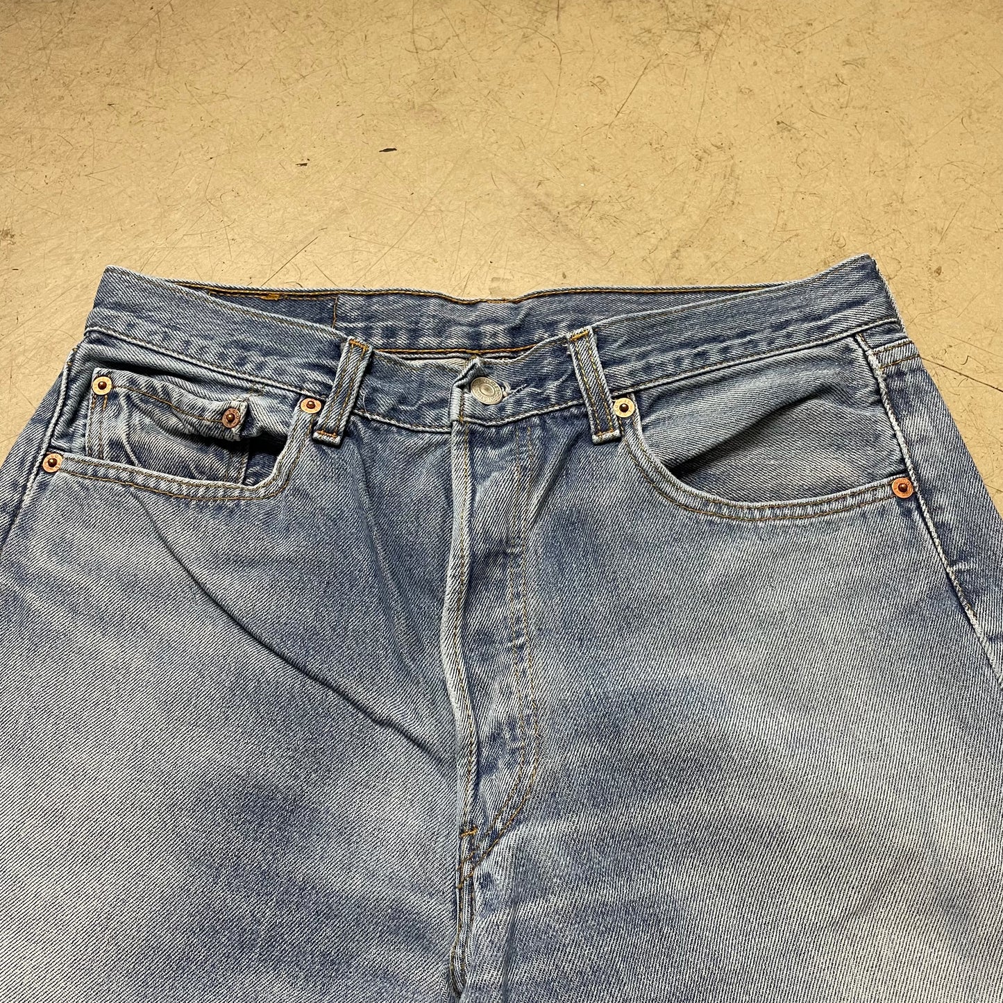 (M) Levi’s 501 Jeanshose hellblau W33L34