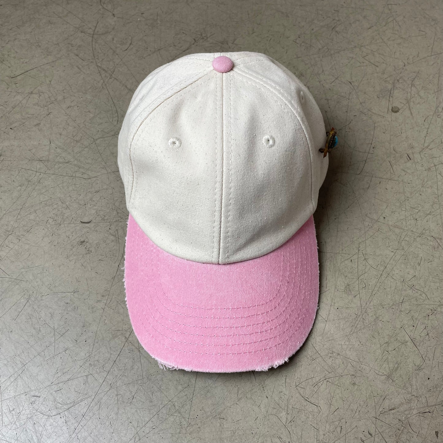 Antik Vintage Pin Canvas Cap rosa beige